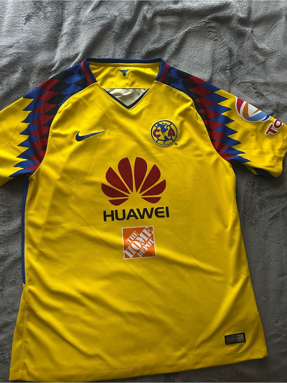 Nike Club América Size Large Men